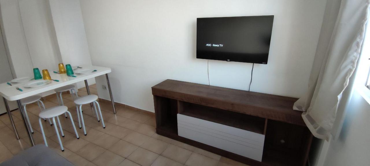 Excelente local - Praia da Guilhermina, com tudo próximo Apartamento Praia Grande  Exterior foto