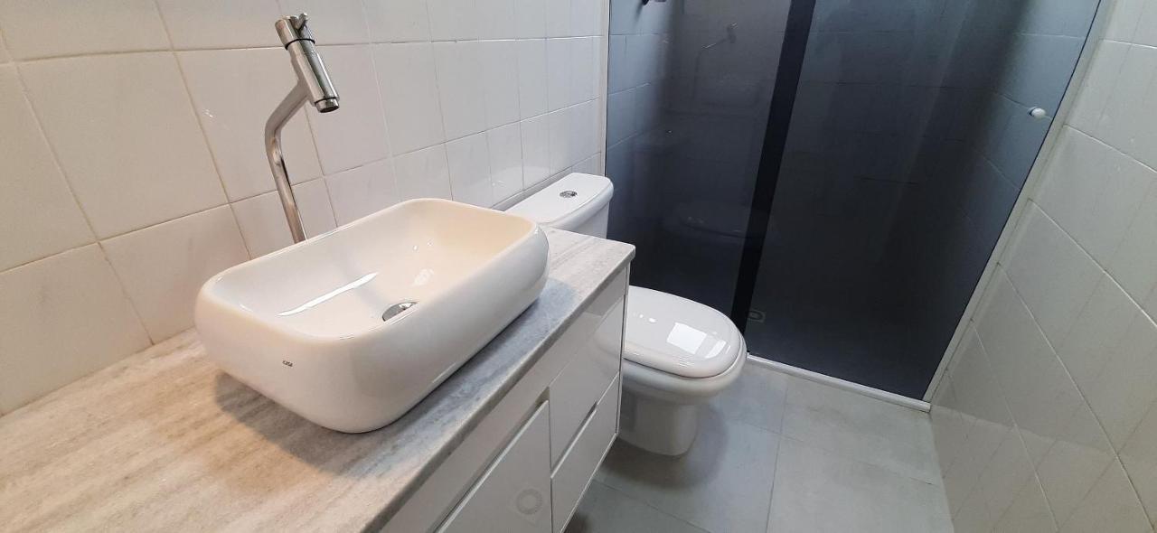 Excelente local - Praia da Guilhermina, com tudo próximo Apartamento Praia Grande  Exterior foto