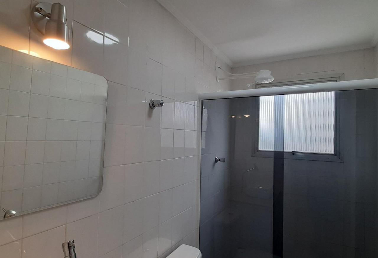Excelente local - Praia da Guilhermina, com tudo próximo Apartamento Praia Grande  Exterior foto
