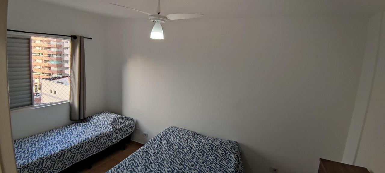 Excelente local - Praia da Guilhermina, com tudo próximo Apartamento Praia Grande  Exterior foto